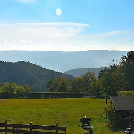 מלון Haus Seeblick 3*