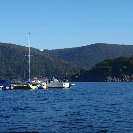 Hotel Haus Seeblick 3*