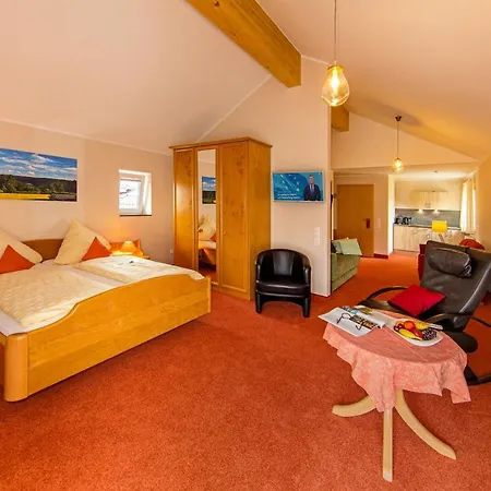 Haus Seeblick Hotel 3*