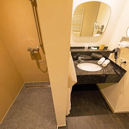 Hotel Haus Seeblick 3*