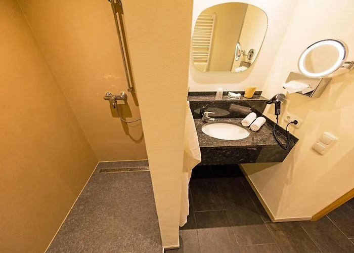 Hotel Haus Seeblick 3*